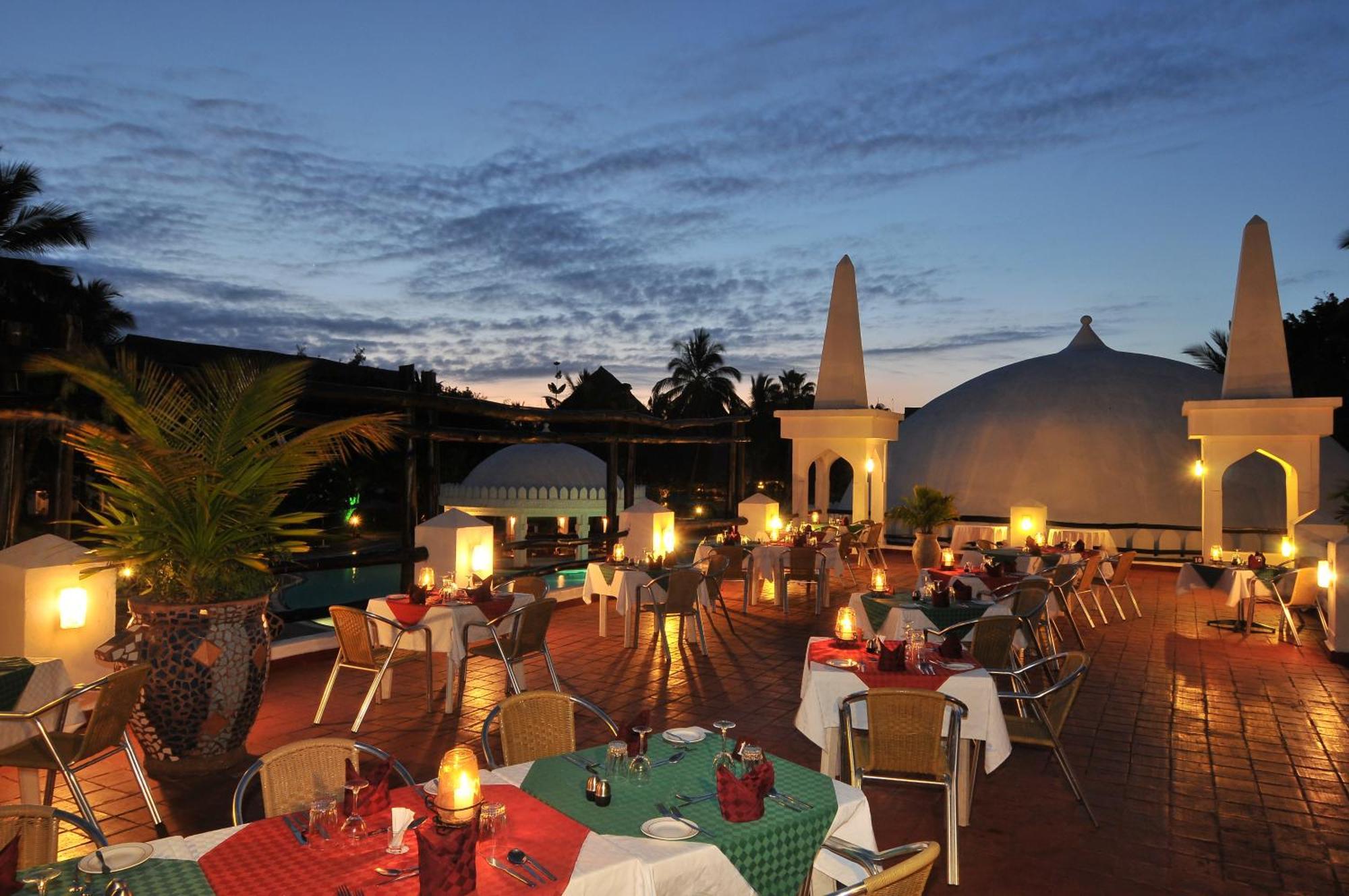 Southern Palms Beach Resort Diani Beach Exteriér fotografie
